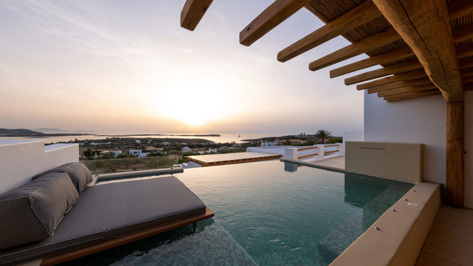Utopia Supreme Suite with Infinity Private Pool and Sea View
